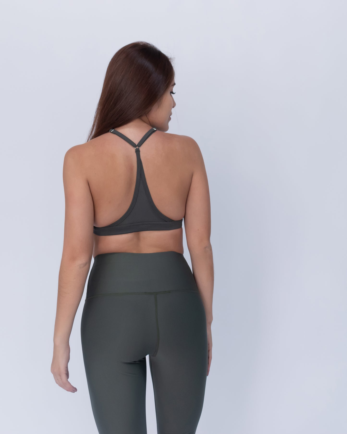 Legging brillante efecto cuero control abdomen color gris profundo