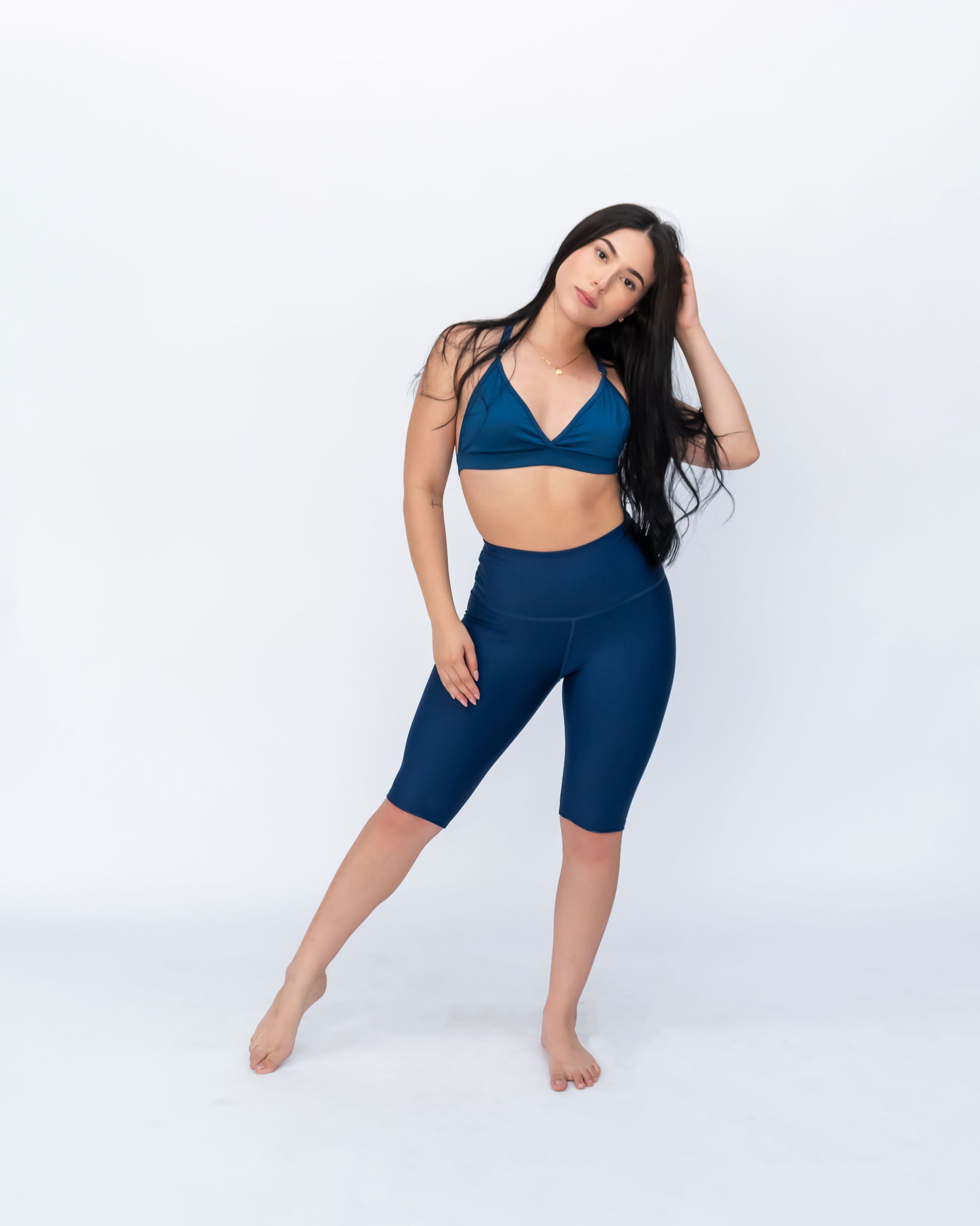 Biker Deportivo mate unicolor control de abdomen color azul navy