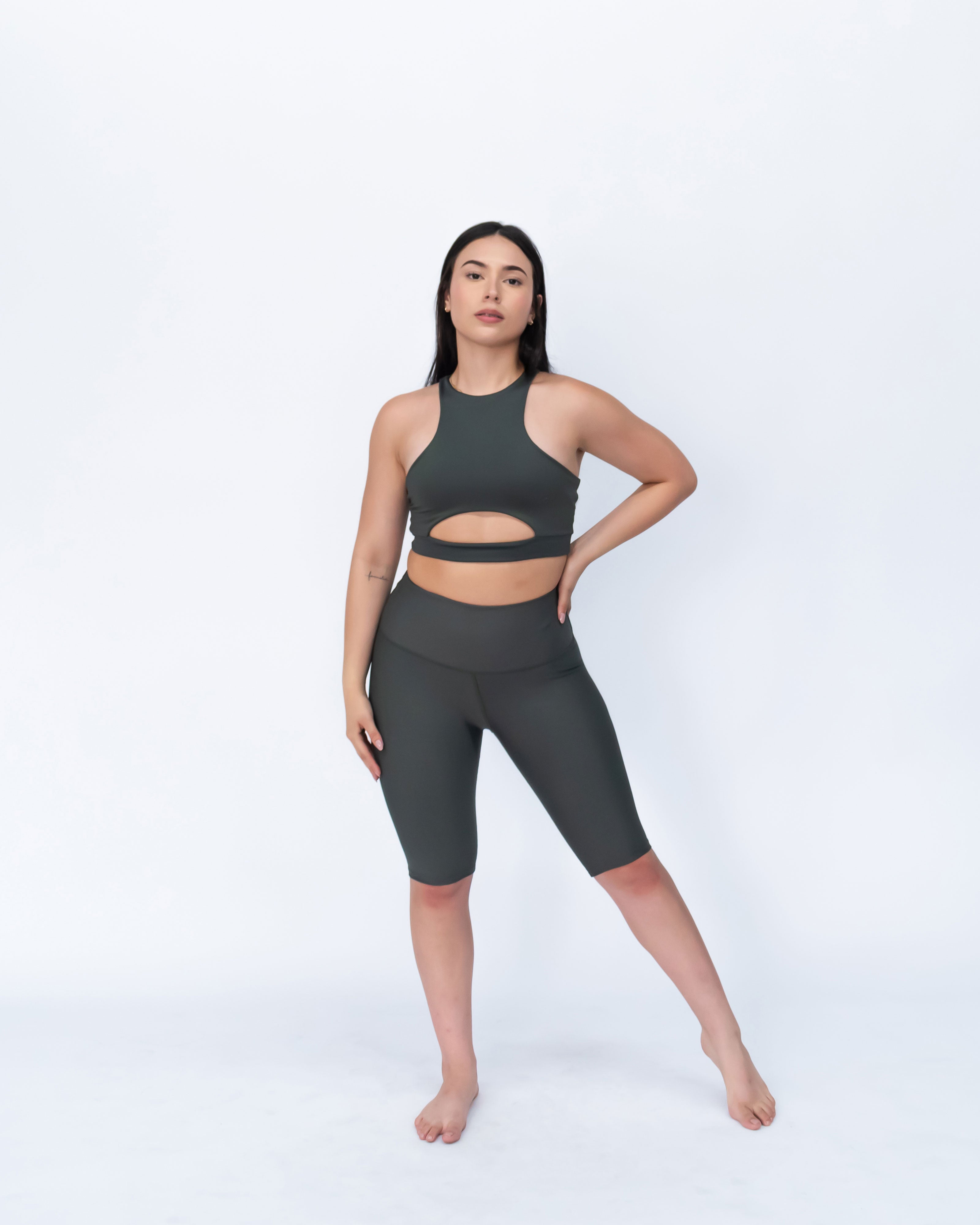Biker Deportivo mate unicolor control de abdomen color gris oxford