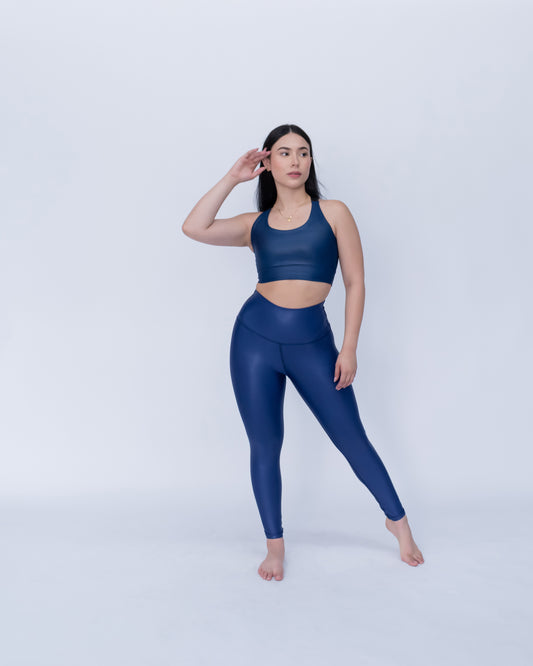 Legging brillante efecto cuero control abdomen color azul navy