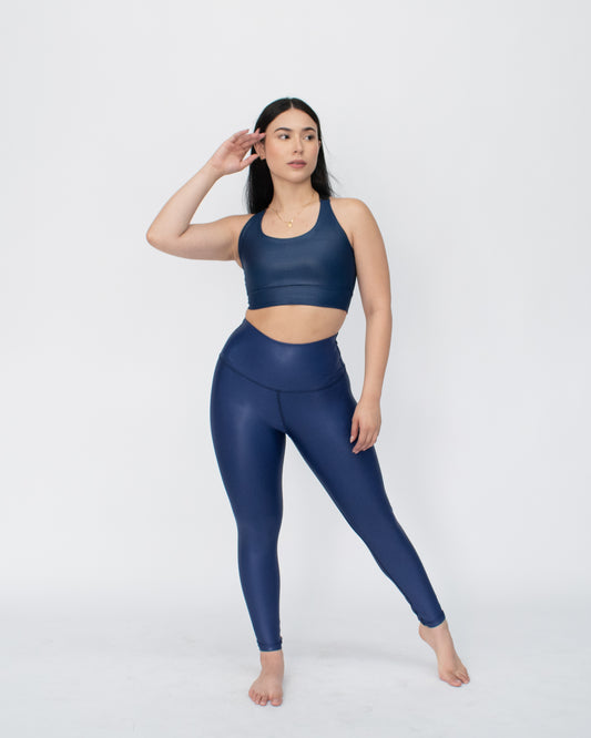 Legging brillante efecto cuero control abdomen color azul petroleo