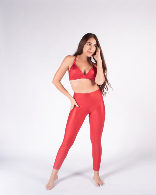 Legging brillante efecto cuero control abdomen color rojo lipstick